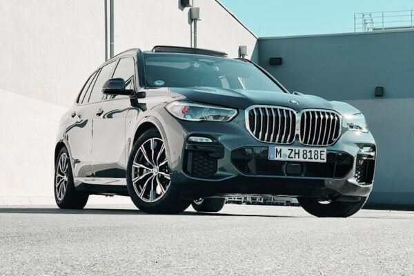 BMW-X5-2027