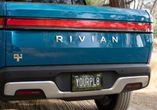 Rivian-R1S